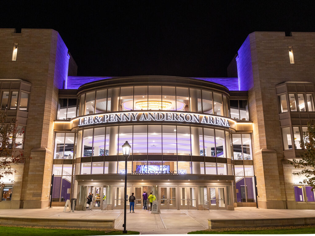 St. Thomas — Lee & Penny Anderson Arena