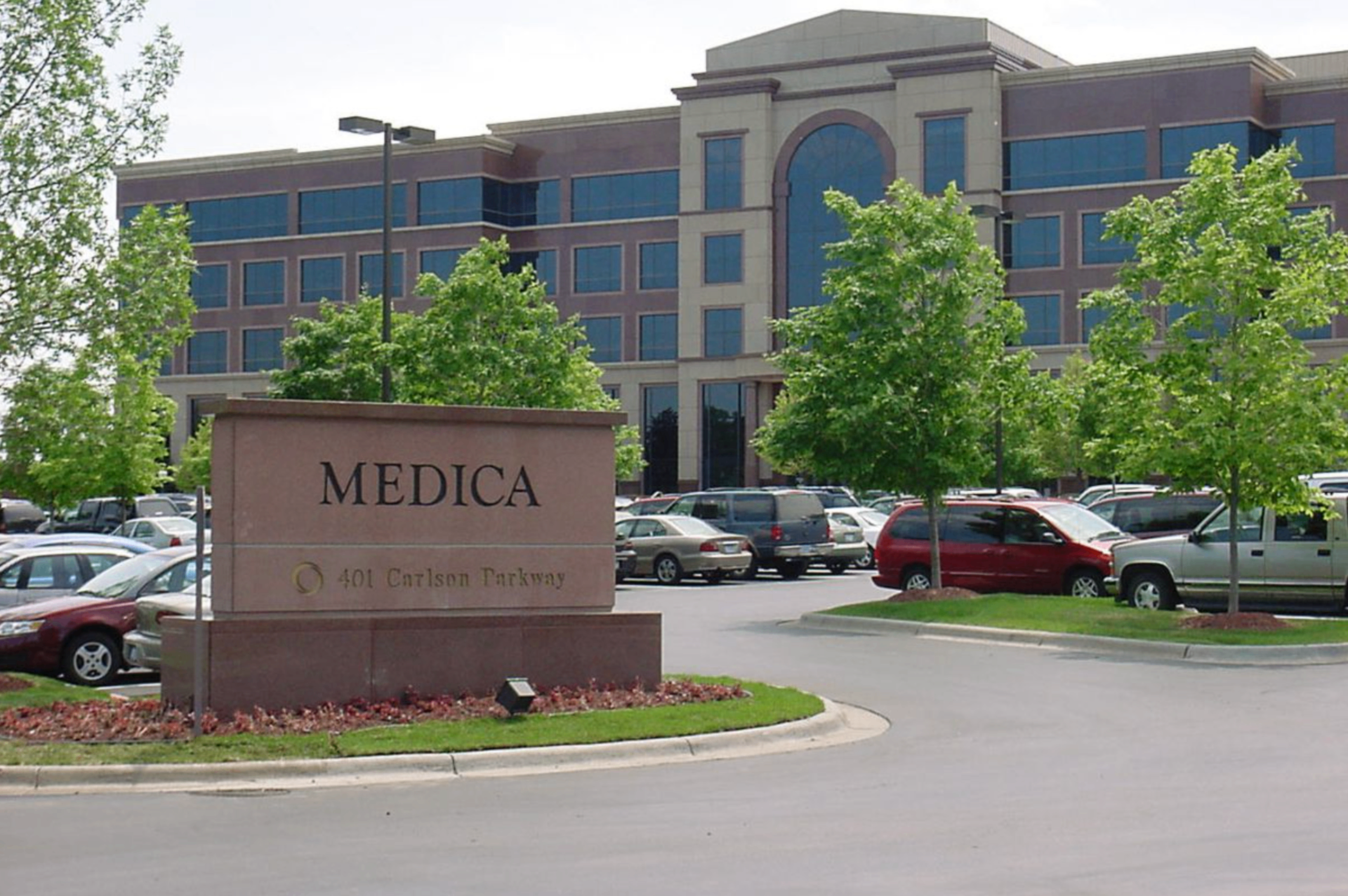 Medica — 401 Carlson Parkway